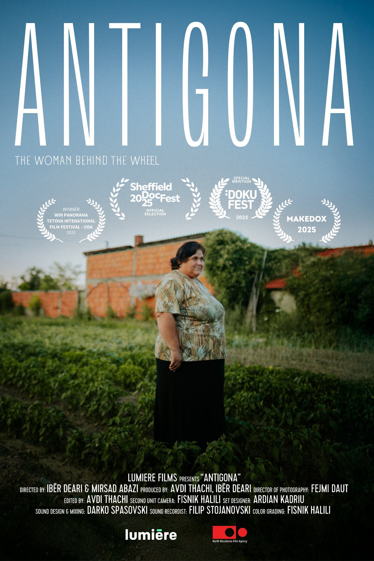 Antigona poster